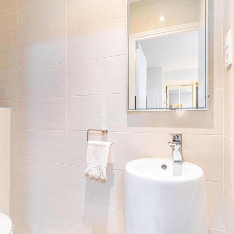 GuestReady - Bright charm with a terrace - Apartment mit 1 Schlafzimmer - 13