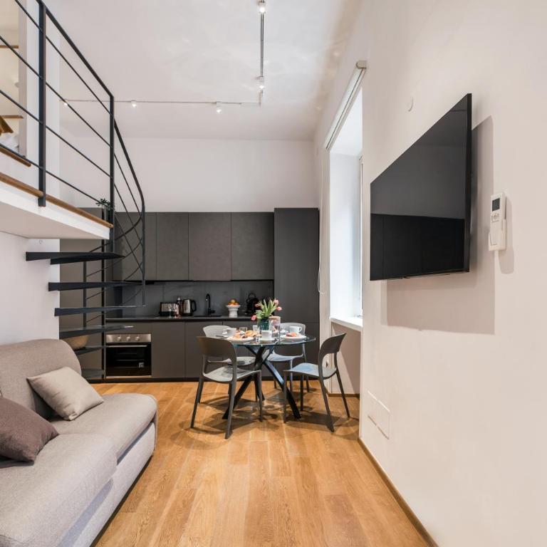The Best Rent - One-bedroom flat in Tritone area - One-bedroom apartment with a mezzanine with a double bed - 12