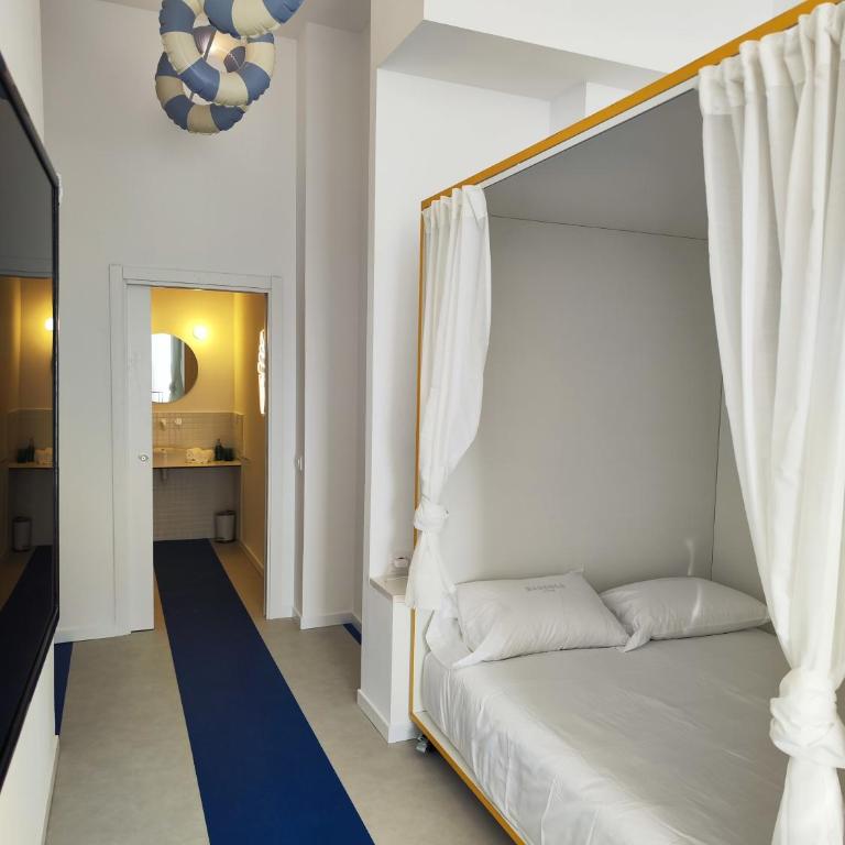 CariSan1 - 6 min to beach, modern, bright - One-Bedroom Apartment - 41