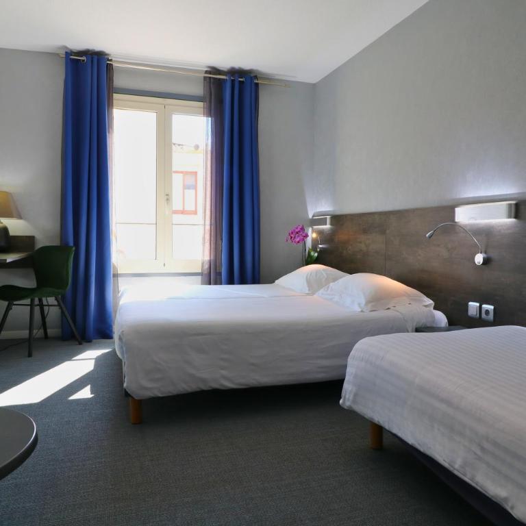 Hôtel Napoléon - Chambre Triple - 8