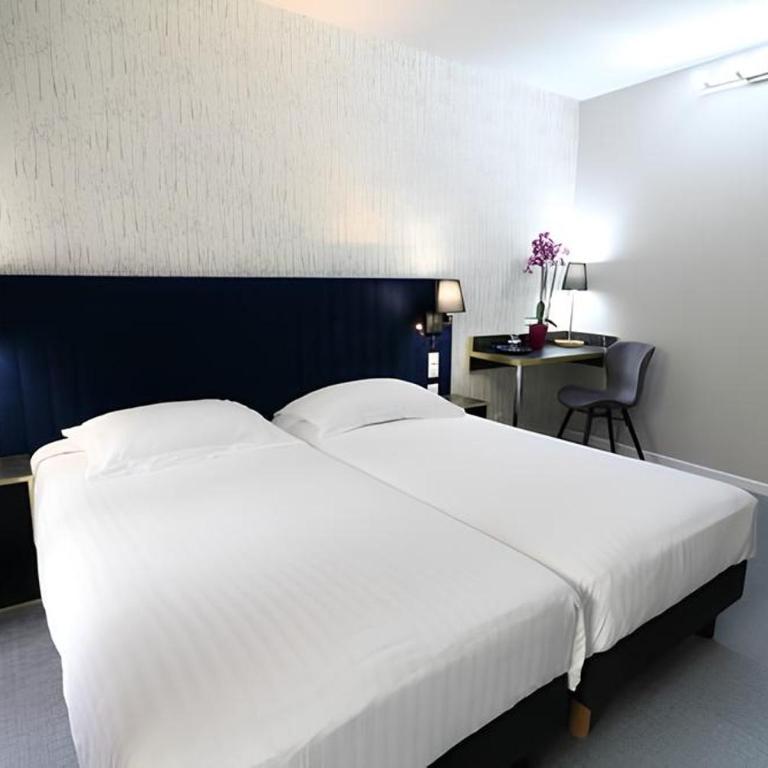 Hôtel Napoléon - Chambre Lits Jumeaux Deluxe - 1