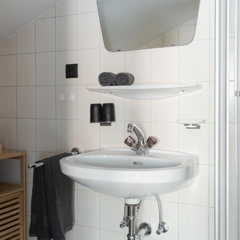 Pension Sonnenwinkl - Doppelzimmer mit Balkon - 6