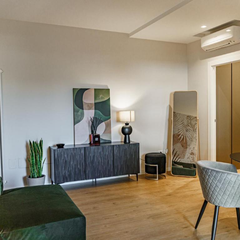 MC Luxury Apt with Free Parking in Poggiofranco - Appartamento Deluxe con 1 Camera da Letto - 15