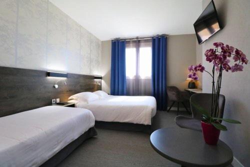 Hôtel Napoléon - Chambre Triple - 1