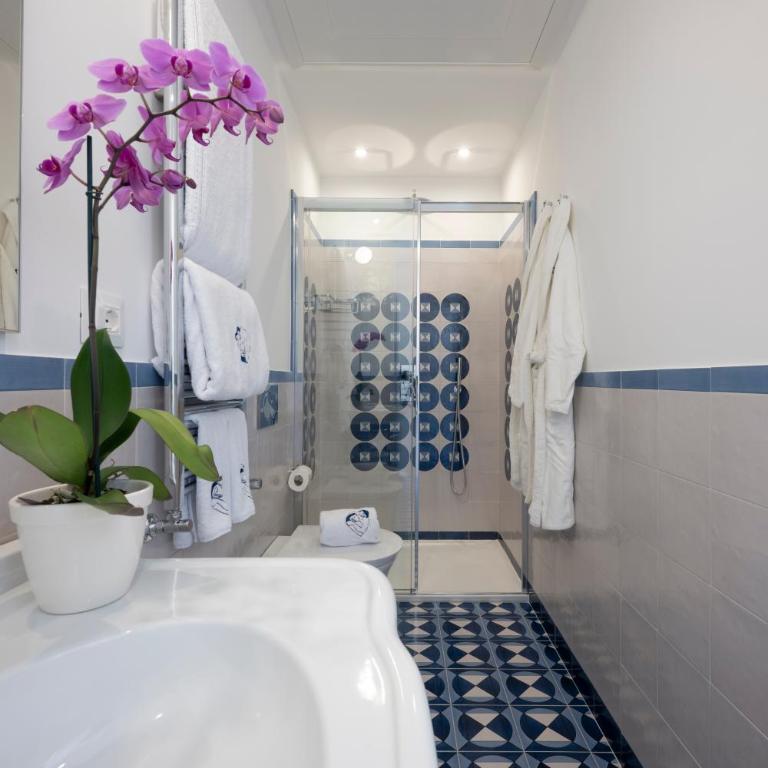 ABBRACCIO Amalfi Boutique Retreat - Camera Queen Deluxe - 8