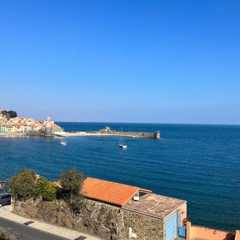 Hotel Le Bon Port - King Room with Sea View - Spiral Staircase - 7