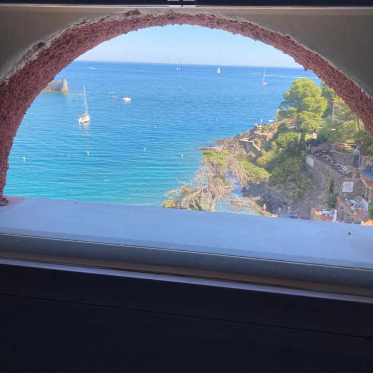 Hotel Le Bon Port - King Room with Sea View - Spiral Staircase - 5