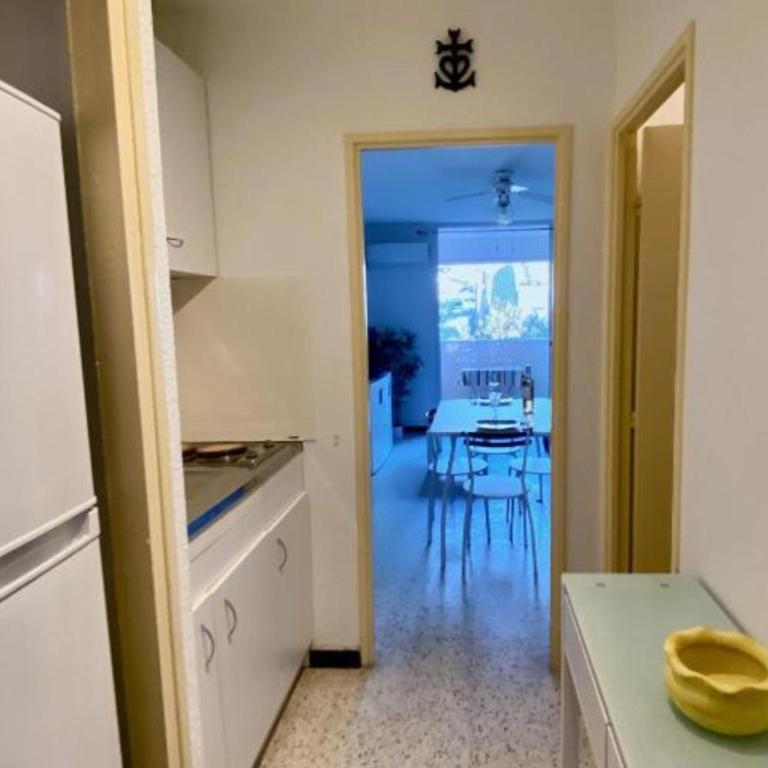 Studio Le Takeo Quartier Ponant, clim, parking, proche golf - Estudio - 4