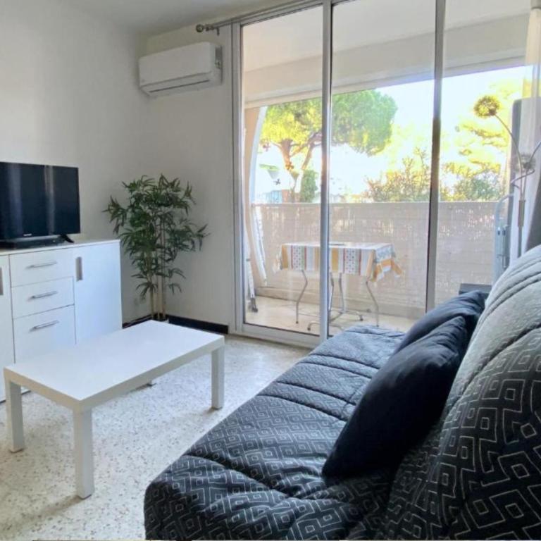 Studio Le Takeo Quartier Ponant, clim, parking, proche golf - Estudio - 1