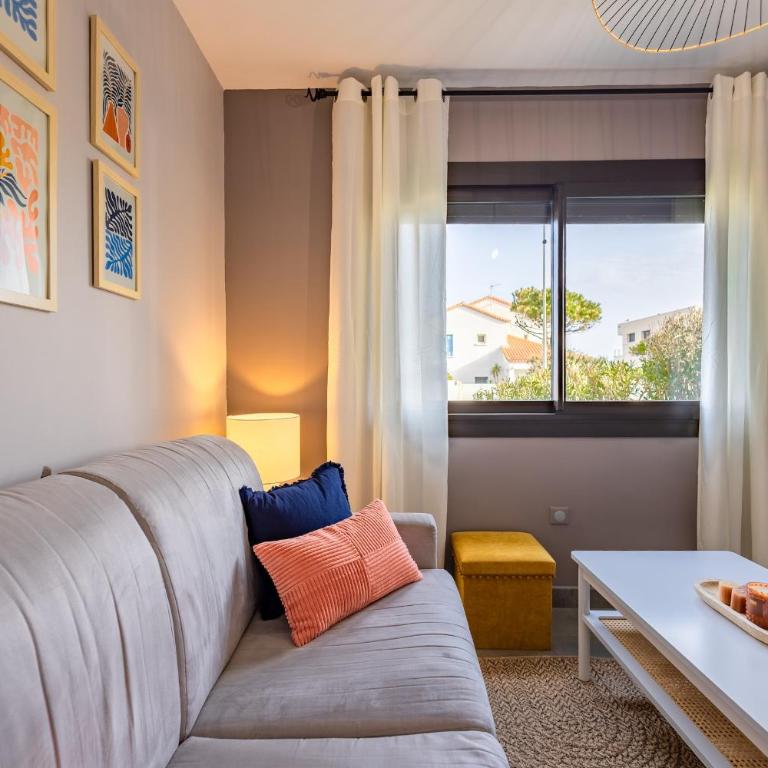 Le Riviera - T3 Confort, Terrasse, Parking privé - Appartement 2 Chambres avec Balcon et Vue sur la Mer - 18