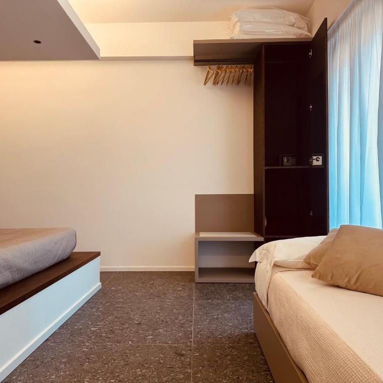 Elegance Rooms Cefalù - Camera Tripla - 43