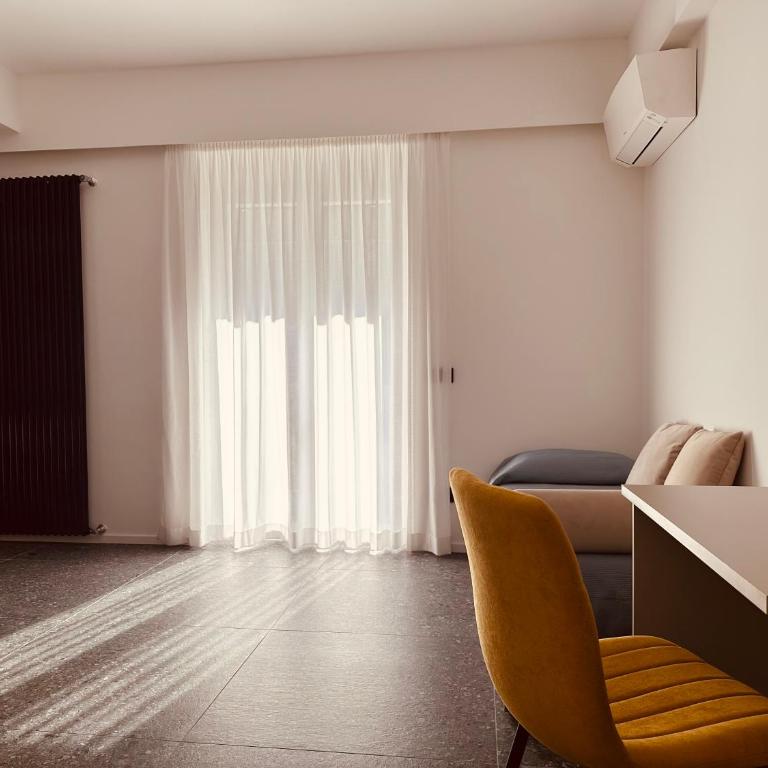 Elegance Rooms Cefalù - Camera Tripla Superior - 8