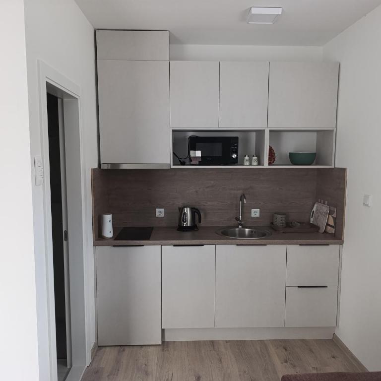 City Pure Sky Apartments - Apartment - 9