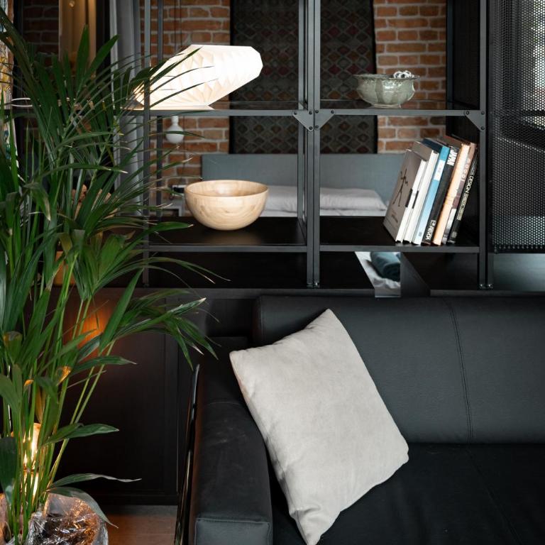 BGLAB Small Rooftop - One-Bedroom Apartment - 13