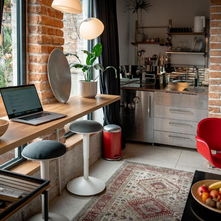 BGLAB Small Rooftop - One-Bedroom Apartment - 40