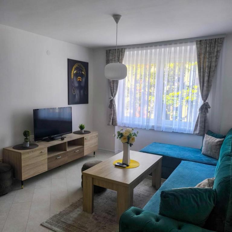 Esma - One-Bedroom Apartment - 31