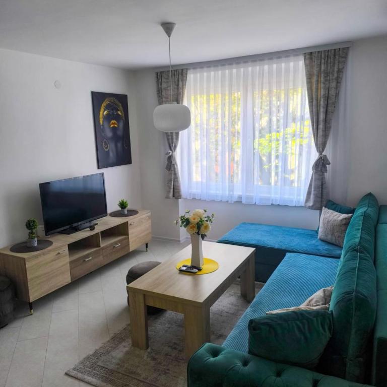 Esma - One-Bedroom Apartment - 30