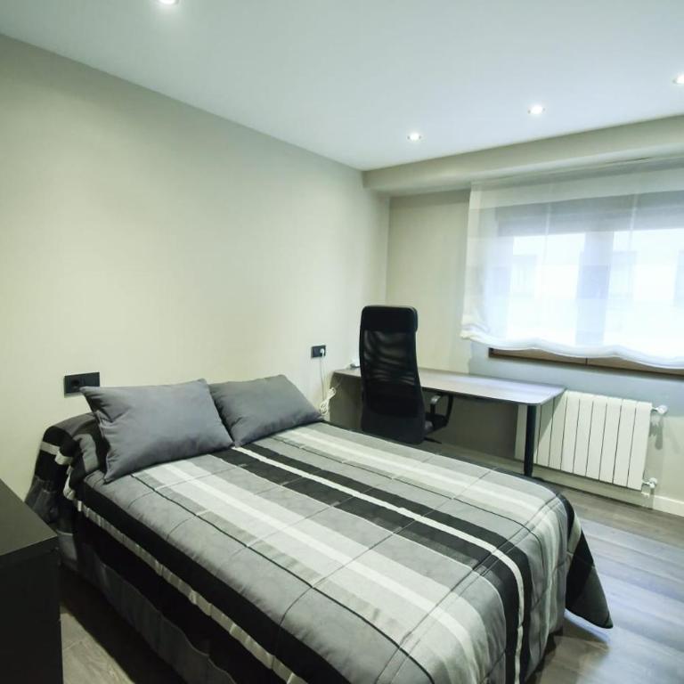 Apartamento con garaje en el centro - Apartamento - 7
