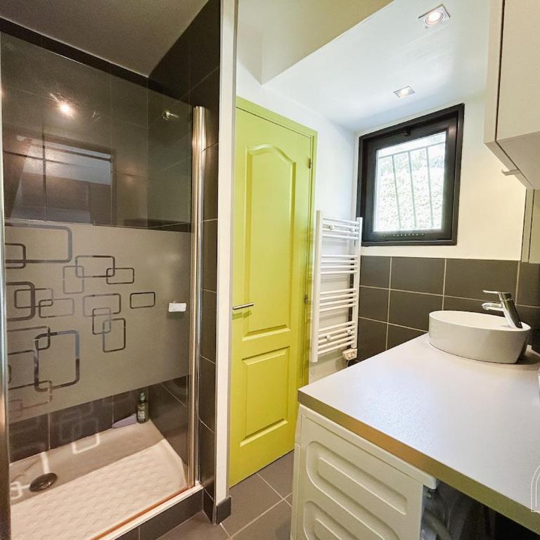 Rez-de-jardin à 1km du centre-ville de Six-Fours - Apartment mit 1 Schlafzimmer - 22