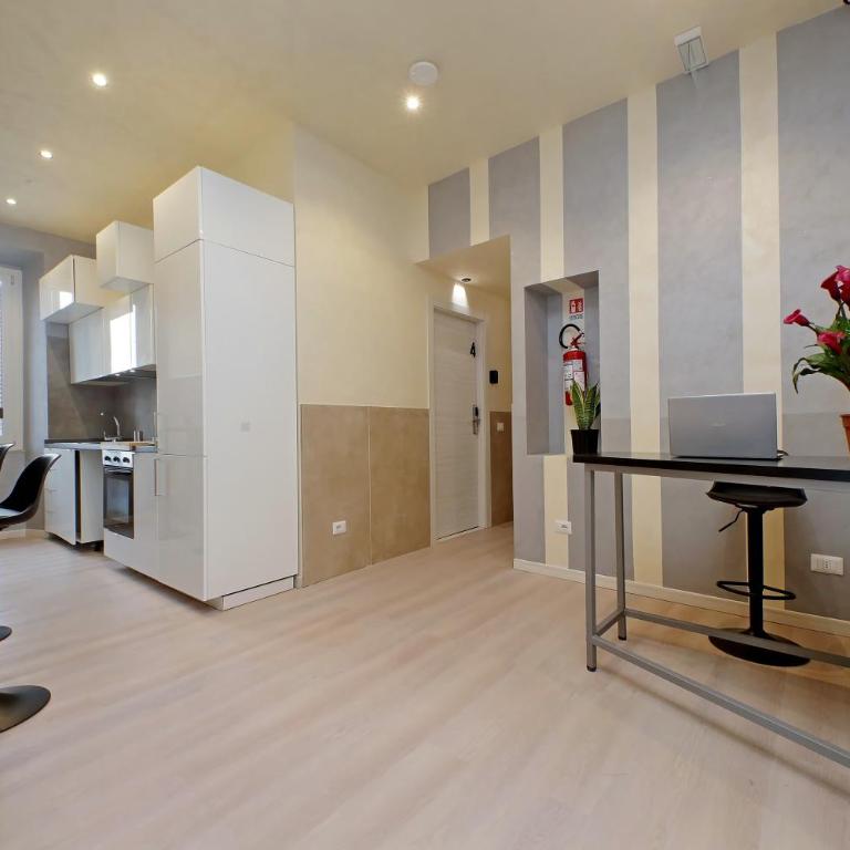 Termini Comfort Rooms by Flatinrome - Camera Quadrupla con Bagno Privato - 1