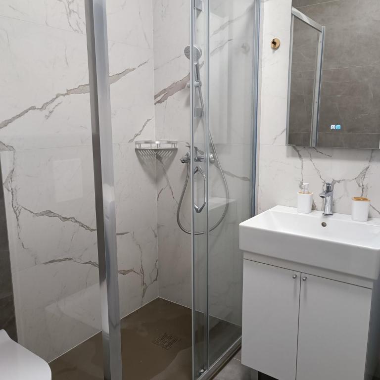 Elena - stan na dan - One-Bedroom Apartment - 15