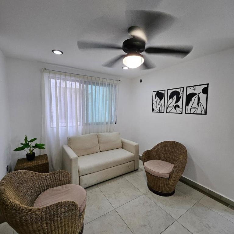 Live the Beach Life Luxury, Location and Total Comfort - Two-Bedroom Apartment - 18