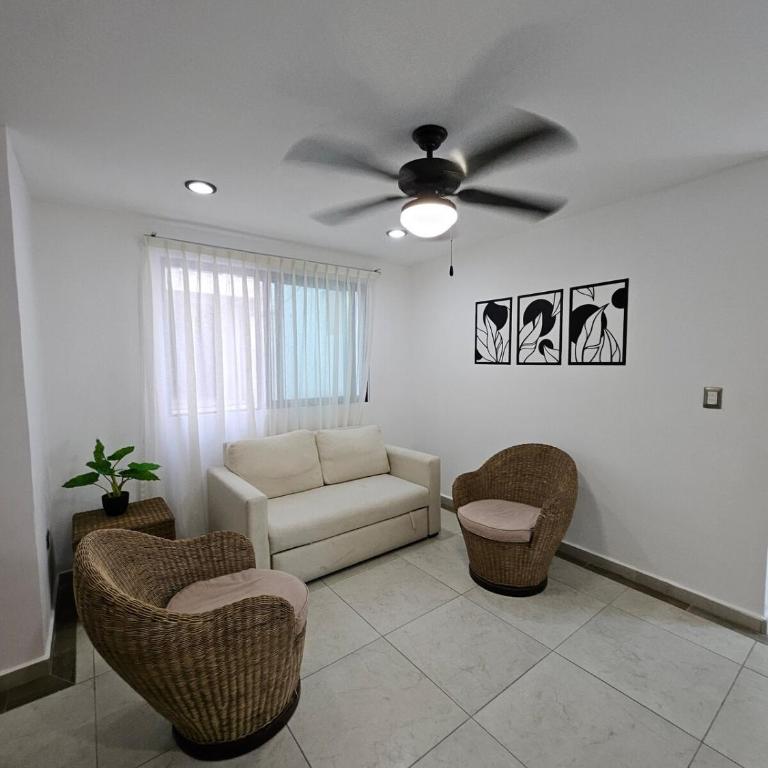 Live the Beach Life Luxury, Location and Total Comfort - Two-Bedroom Apartment - 19