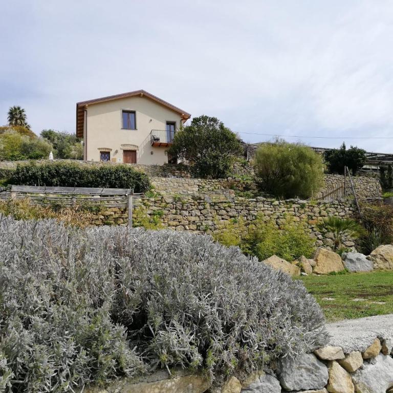 Agrilunassa Eco GuestHouse and Cottage - Camera Matrimoniale/Doppia con Letti Singoli - 7