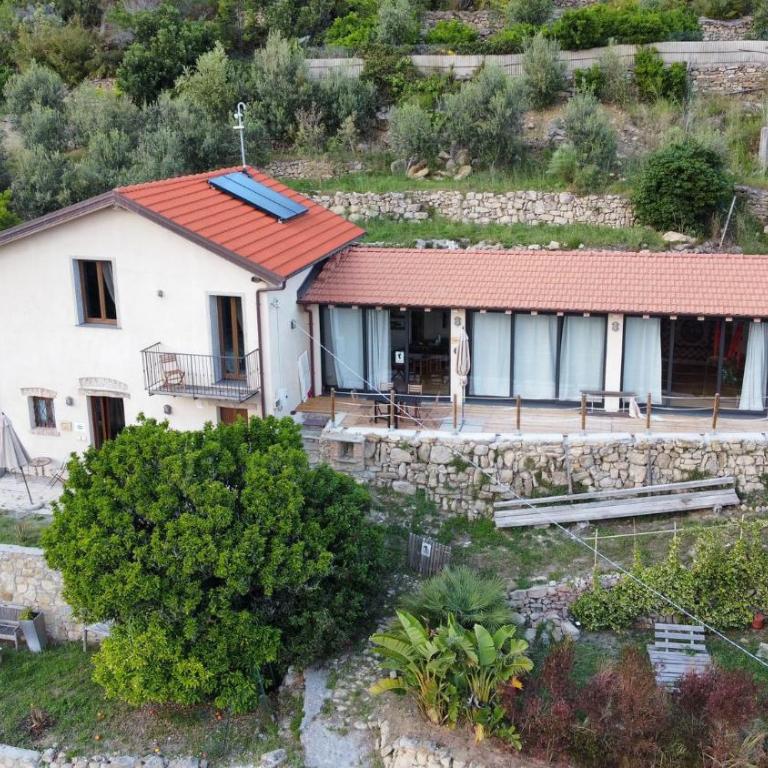 Agrilunassa Eco GuestHouse and Cottage - Camera Tripla con Vista Mare - 33