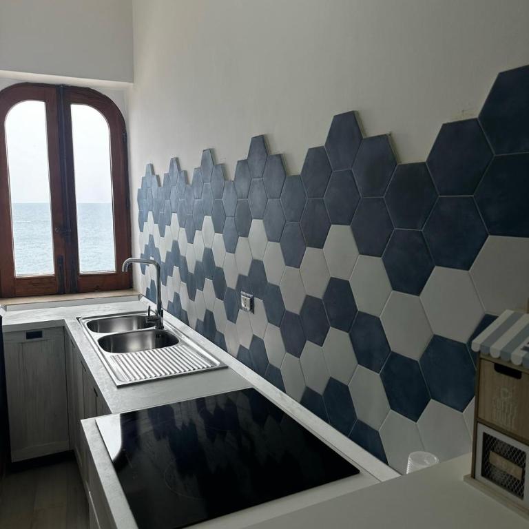 La finestra di Anna sul mare - Appartamento con 2 Camere da Letto - 22