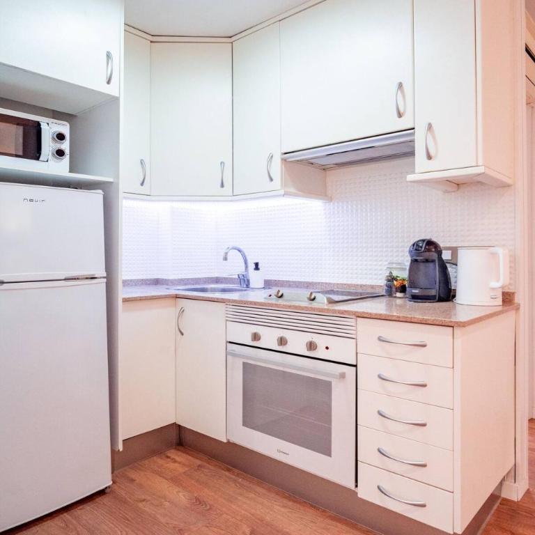 El Pilar Luxury Suites By VALENCIAFLATS EU - One-Bedroom Apartment - 4
