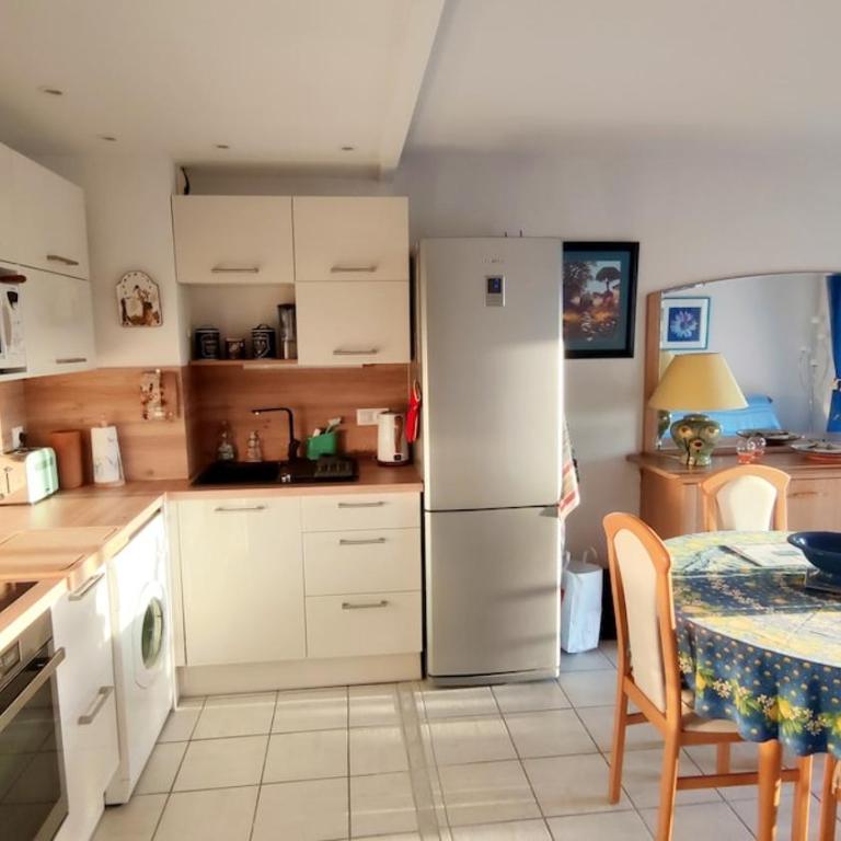 Soleil & sable-Fréjus appt 4 pers-Classé 3-Clim - Appartement 1 Chambre - 27