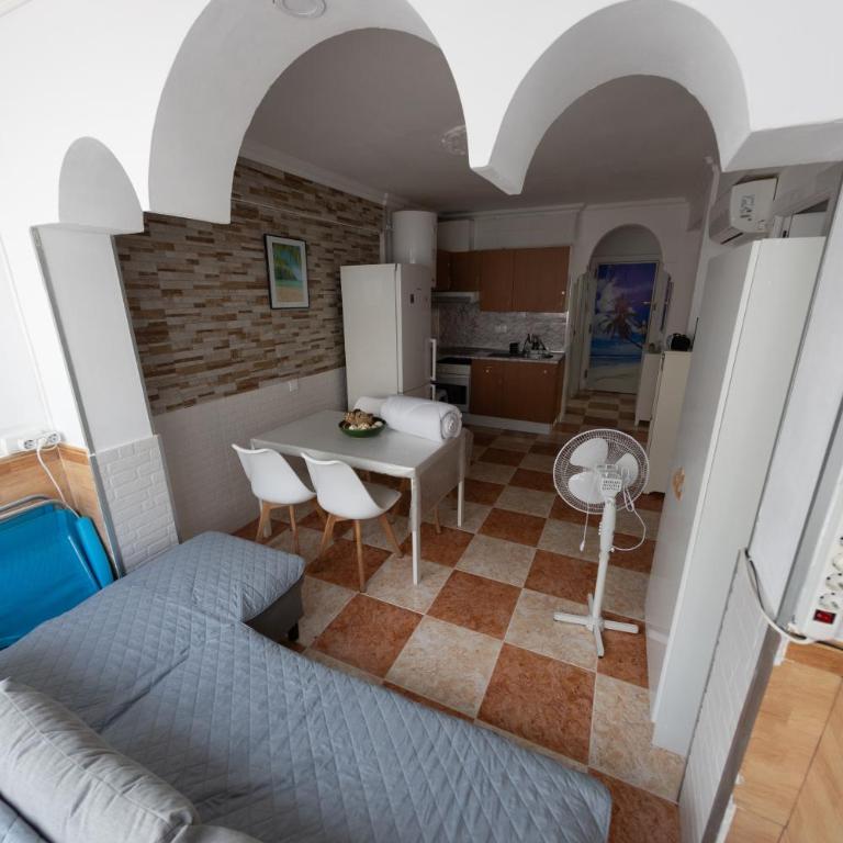 C&C Habitaciones Privadas con Uso Exclusivo Cerca de la Playa - Appartement 3 Chambres - 28