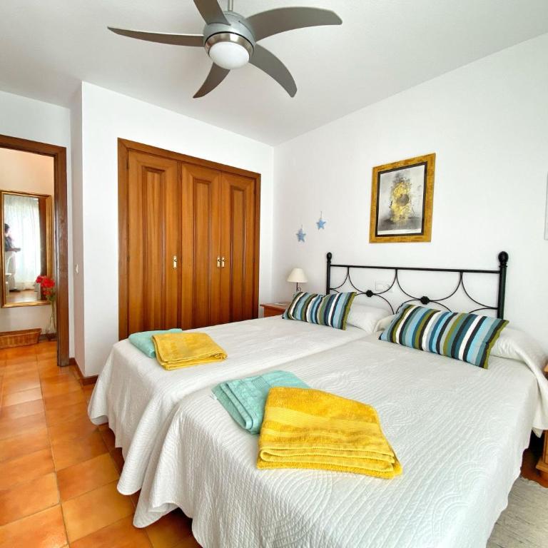 Apartamento en Urbanización Privada con Piscina en Primera Linea de Playa - Apartamento de 1 dormitorio - 11