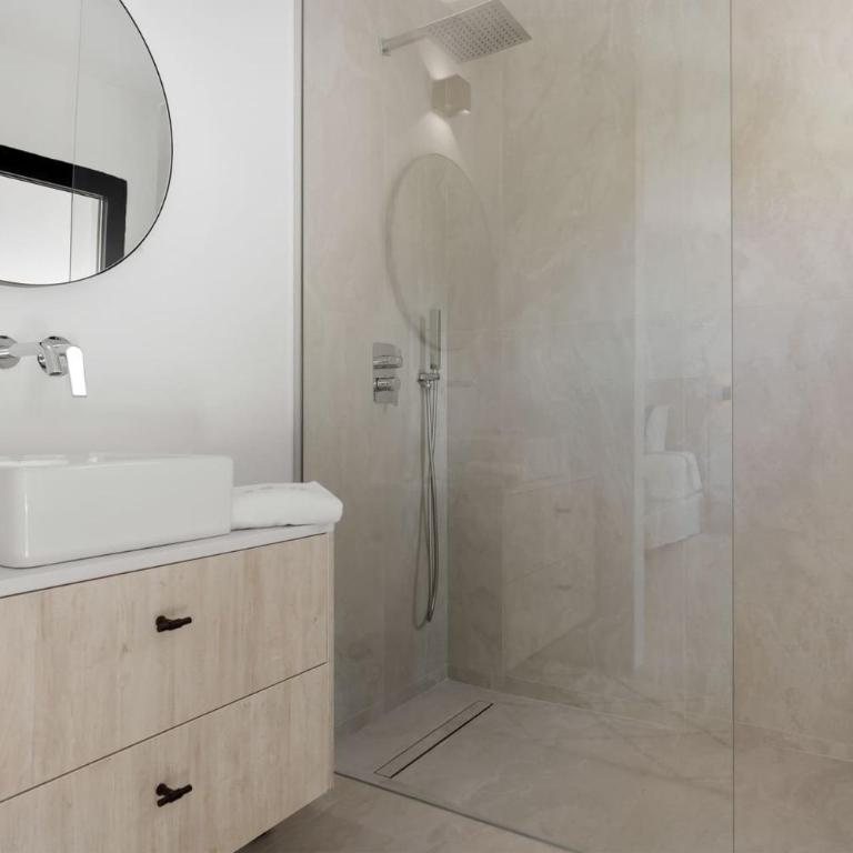 ViVi Homes - Villa Olivia - Sea view - private pool - garden - bbq - Villa con piscina privada - 41