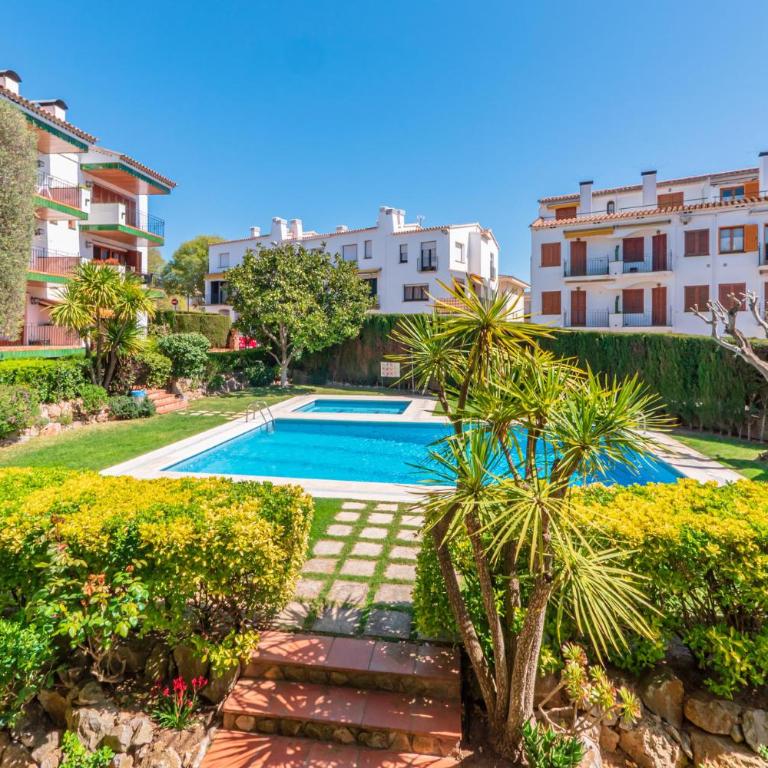 P-2 CALELLA DE PALAFRUGELL 4 PaX - Two-Bedroom Apartment - 2