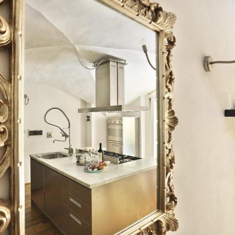 Historic Loft in the Heart of Florence - Two-Bedroom Loft Apartment - 16