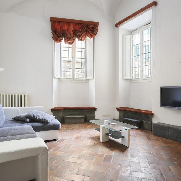 Historic Loft in the Heart of Florence - Two-Bedroom Loft Apartment - 25