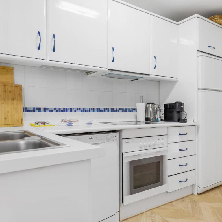 ViVi Homes - Rosa - Apartamento de 2 dormitorios con vistas a la montaña - 14