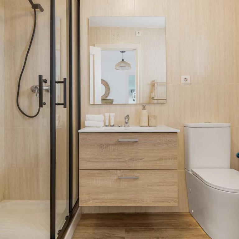 ViVi Homes - Rosa - Apartamento de 2 dormitorios con vistas a la montaña - 21