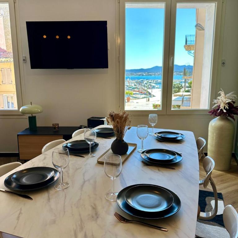 LeBellevue Vue exceptionnelle - port de Sanary - Appartement 3 Chambres - 7