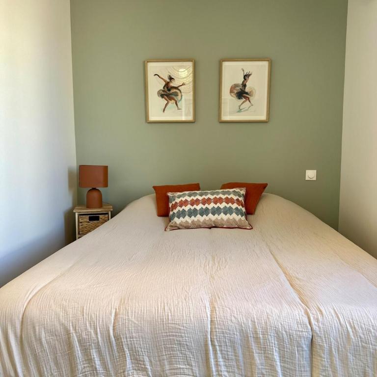 LeBellevue Vue exceptionnelle - port de Sanary - Appartement 3 Chambres - 24
