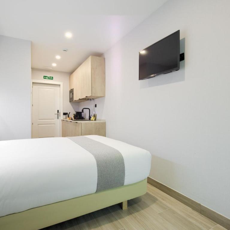 Dobo Madrid SB20 - Small Double Room - 4