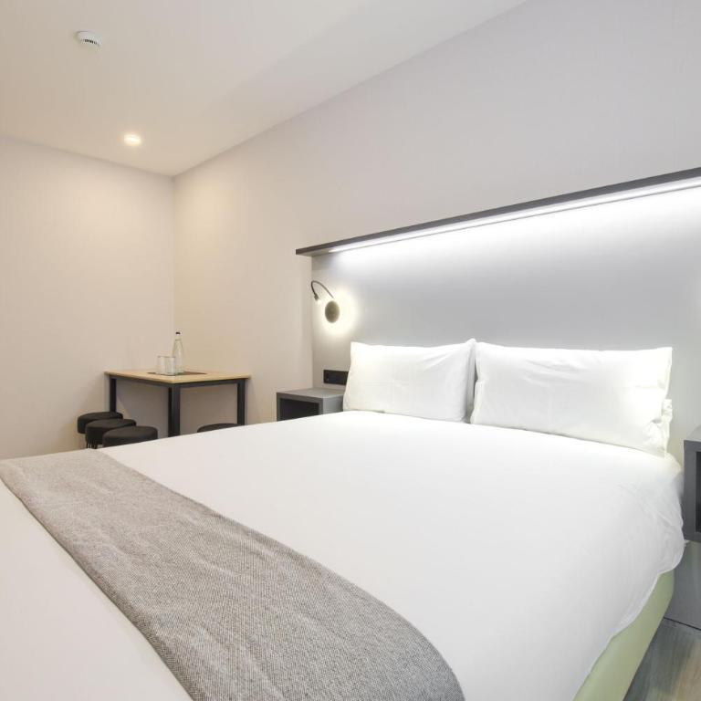 Dobo Madrid SB20 - Standard Double Room - 6