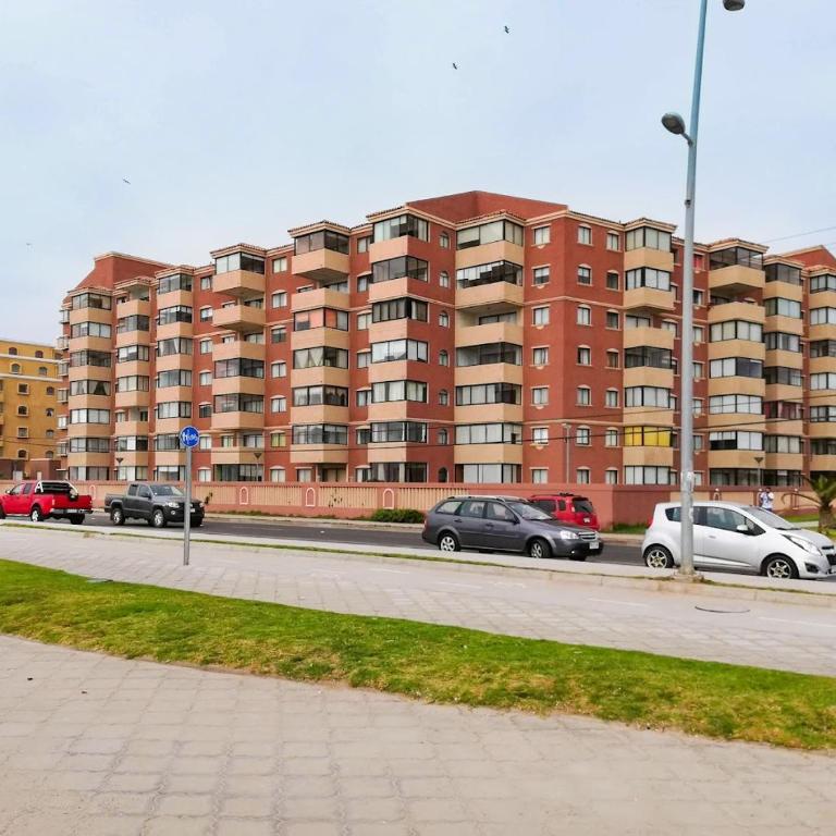 Vista Frontal Avenida del Mar La Serena Chile - Three-Bedroom Apartment - 7