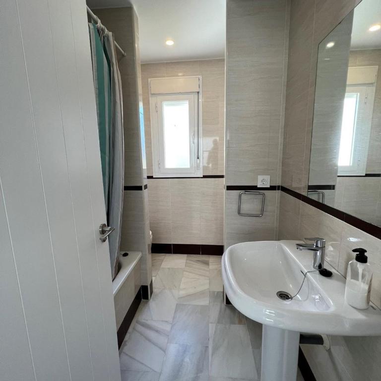 Charming house Costa Ballena - Three-Bedroom Townhouse - 13