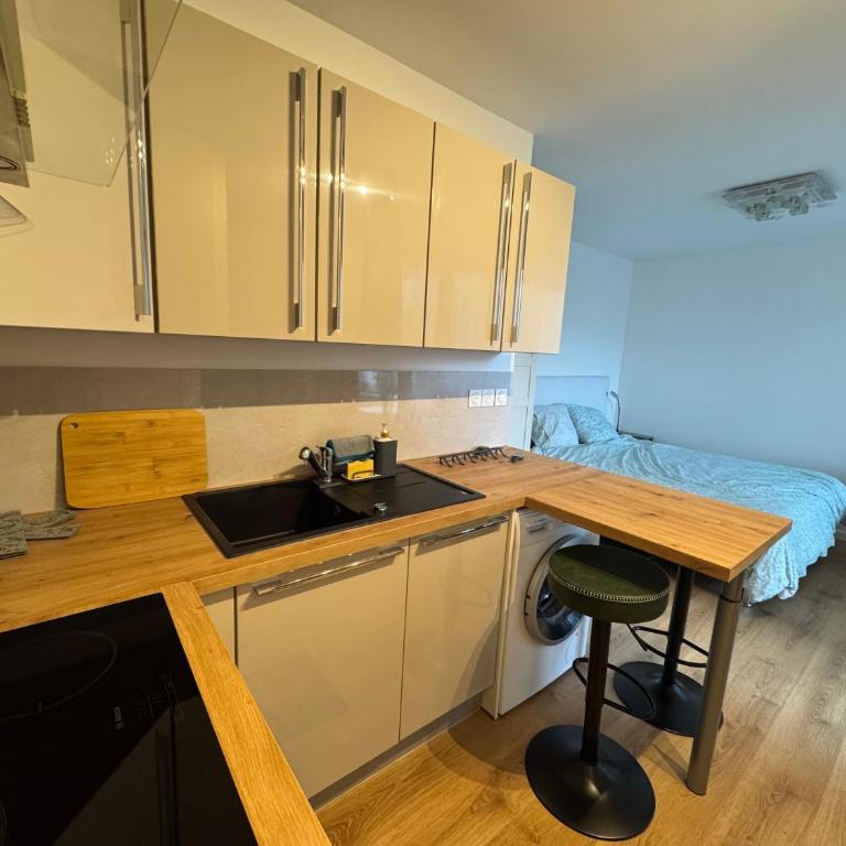 Beau Studio avec belle terrasse au centre ville de Nice - Appartement 1 Chambre - 26