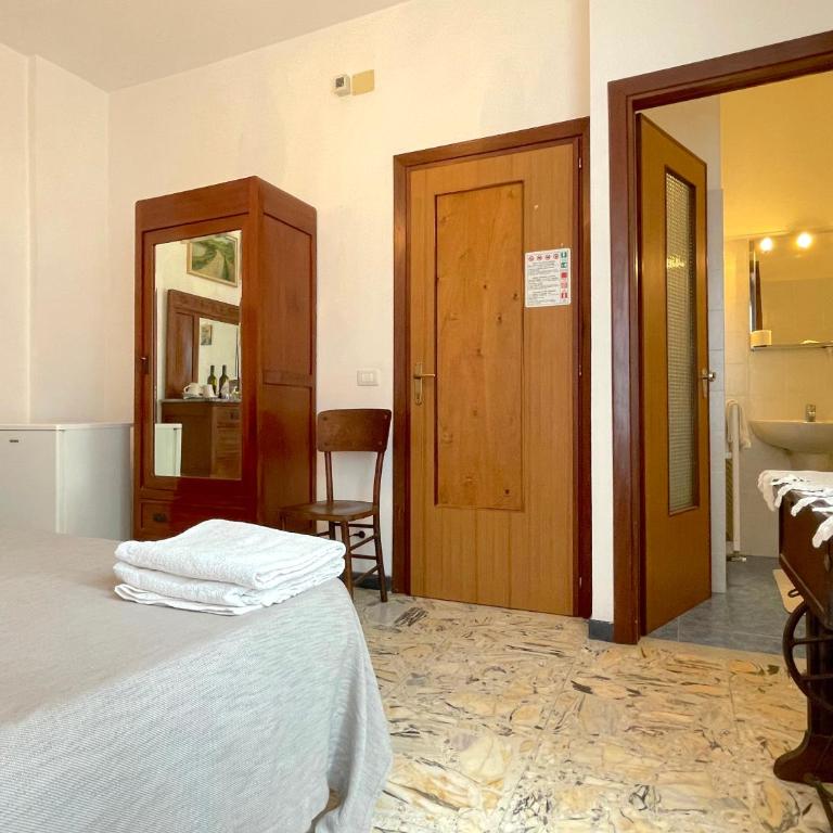 Agriturismo Barilaro - Camera Matrimoniale con Bagno Privato - 3