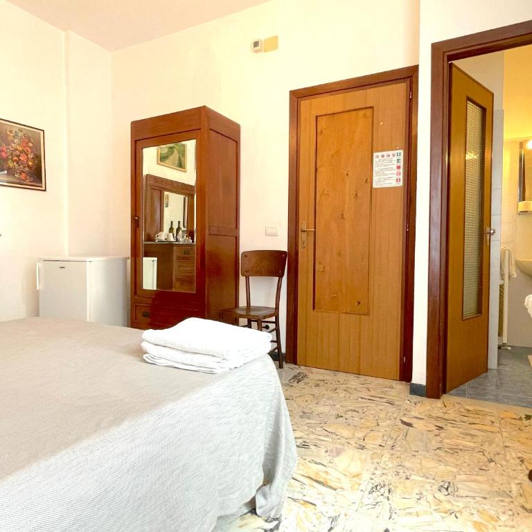 Agriturismo Barilaro - Camera Matrimoniale con Bagno Privato - 7