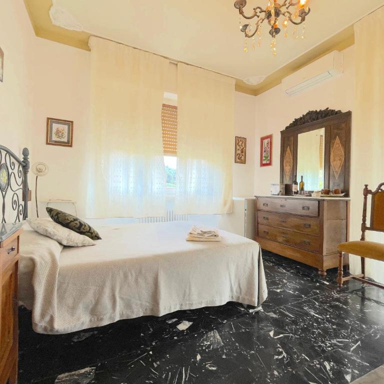 Agriturismo Barilaro - Camera Matrimoniale con Balcone - 7